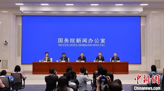 推动高质量发展·权威发布｜财政部：目前我国关税总水平为7.3%，低于9.8%的入世承诺